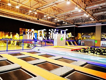 深圳蹦床主题公园火爆的原因|长沙蹦床主题公