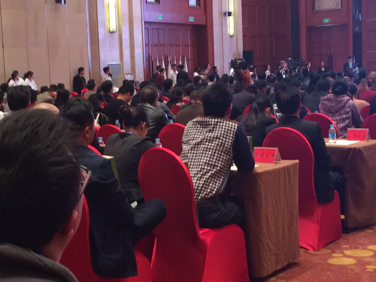 南京江宁区新娘跟妆,专业化妆学校,小班制教学