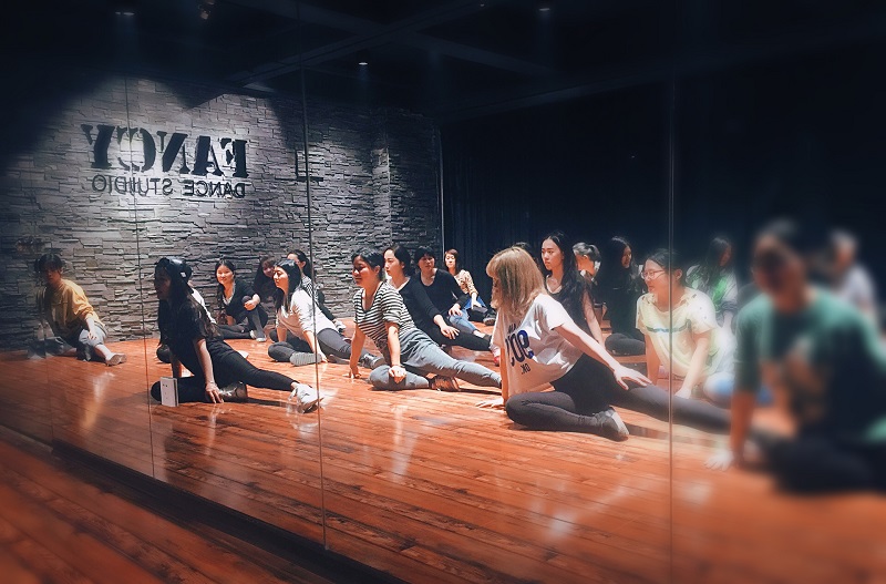 南京新街口附近适合白领的舞蹈培训班