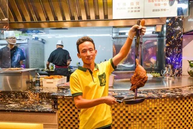 武汉巴犀自助烧烤加盟投资门栏低 - 餐饮服务