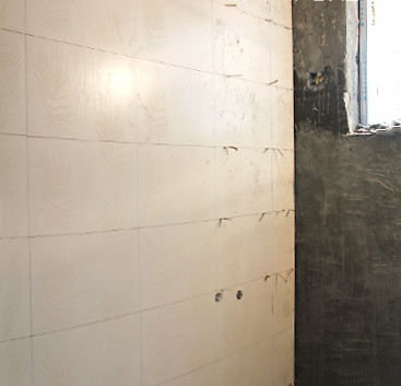 【瓦工铺贴卫生间瓷砖全过程图解!无锡波涛为