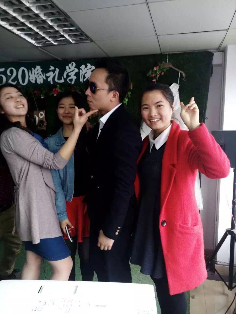 双方父母见面订婚流程--520婚礼培训学院