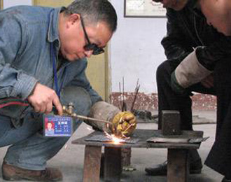成都学电焊工怎样?能赚钱养家吗 - 教育文化-中