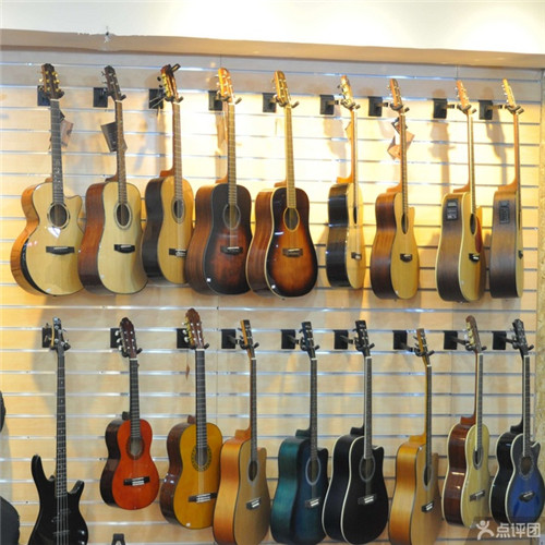 群星美术学校附近有没有小朋友学吉他的,川音
