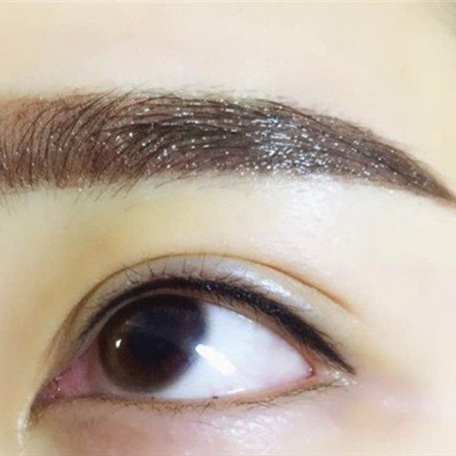 叶县韩式半永久纹眉,韩式半永久纹眉疼吗?韩式半永的学费贵吗?
