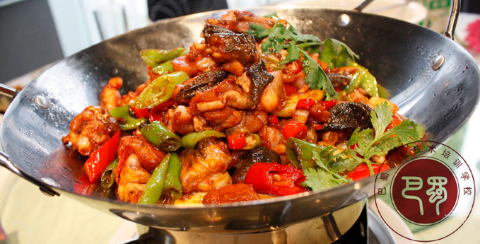 重庆餐饮培训学校哪家好?巴蜀职校顺利毕业后