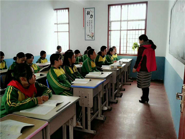 重庆青少年国学励志教育学校,选哪个学校比较
