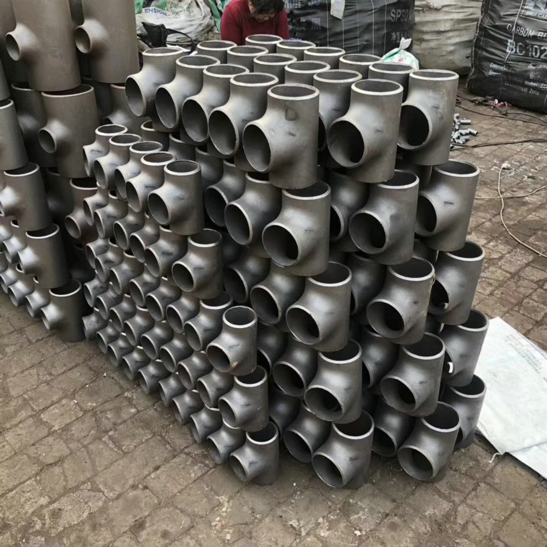 合金三通
