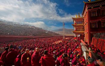 成都出发去色达旅游优质服务环保性好的旅行社