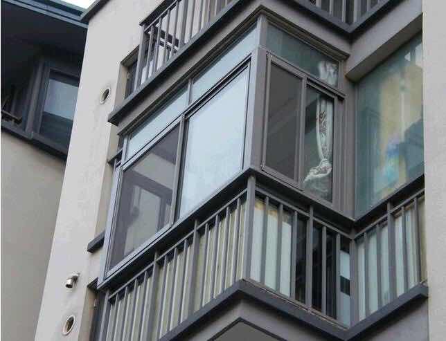 广州封阳台想找一家安装师傅经验丰富性价比高的门窗厂家