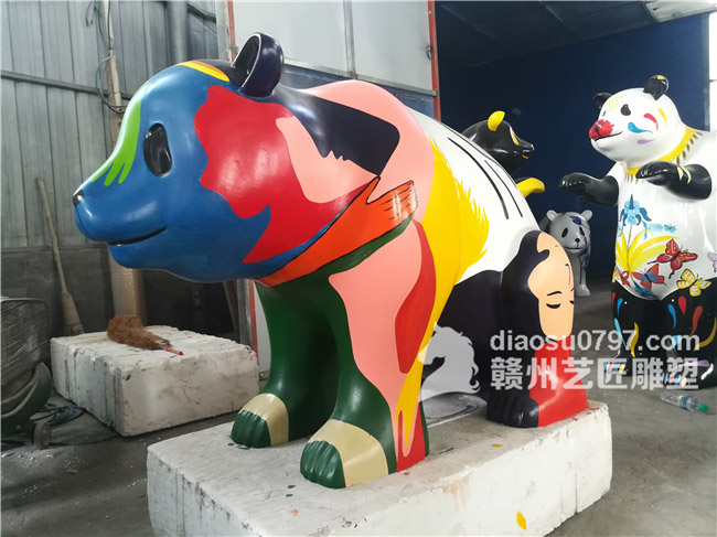 赣州玻璃钢雕塑厂家品牌 www.ijntv.cn