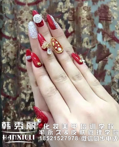 上海淞虹路花式美甲培训学校更专业