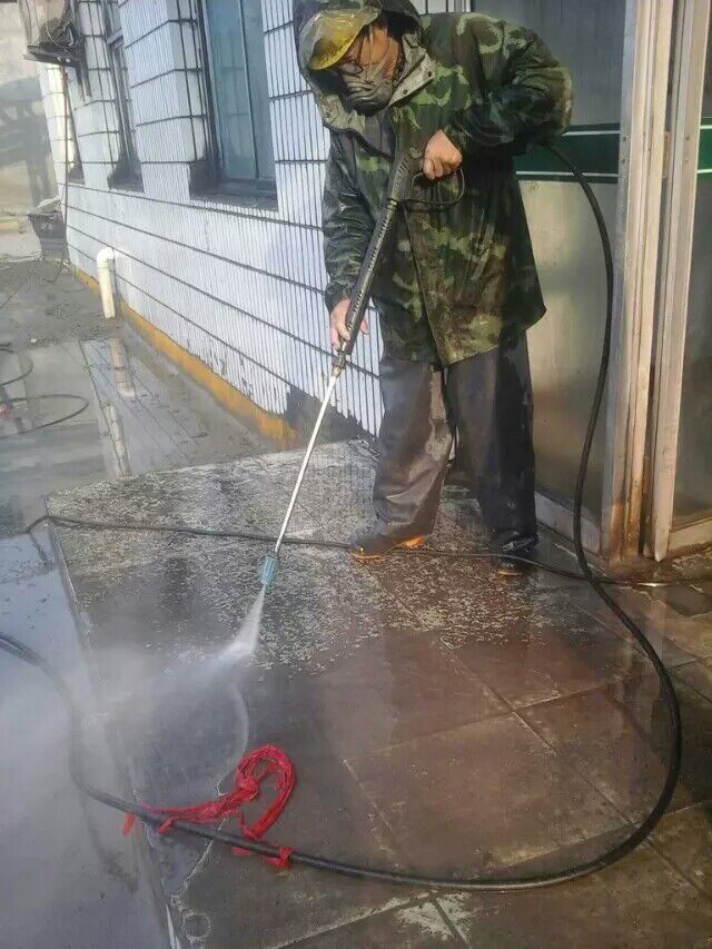 鹤壁高压水厂房清洗公司厂房清洗施工快,本公