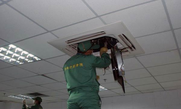 鹤壁哪家清洗中央空调快捷服务好?收取价格低