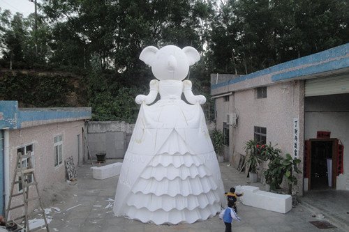 深圳泡沫雕塑哪家好?森林公司价格优惠,好品质