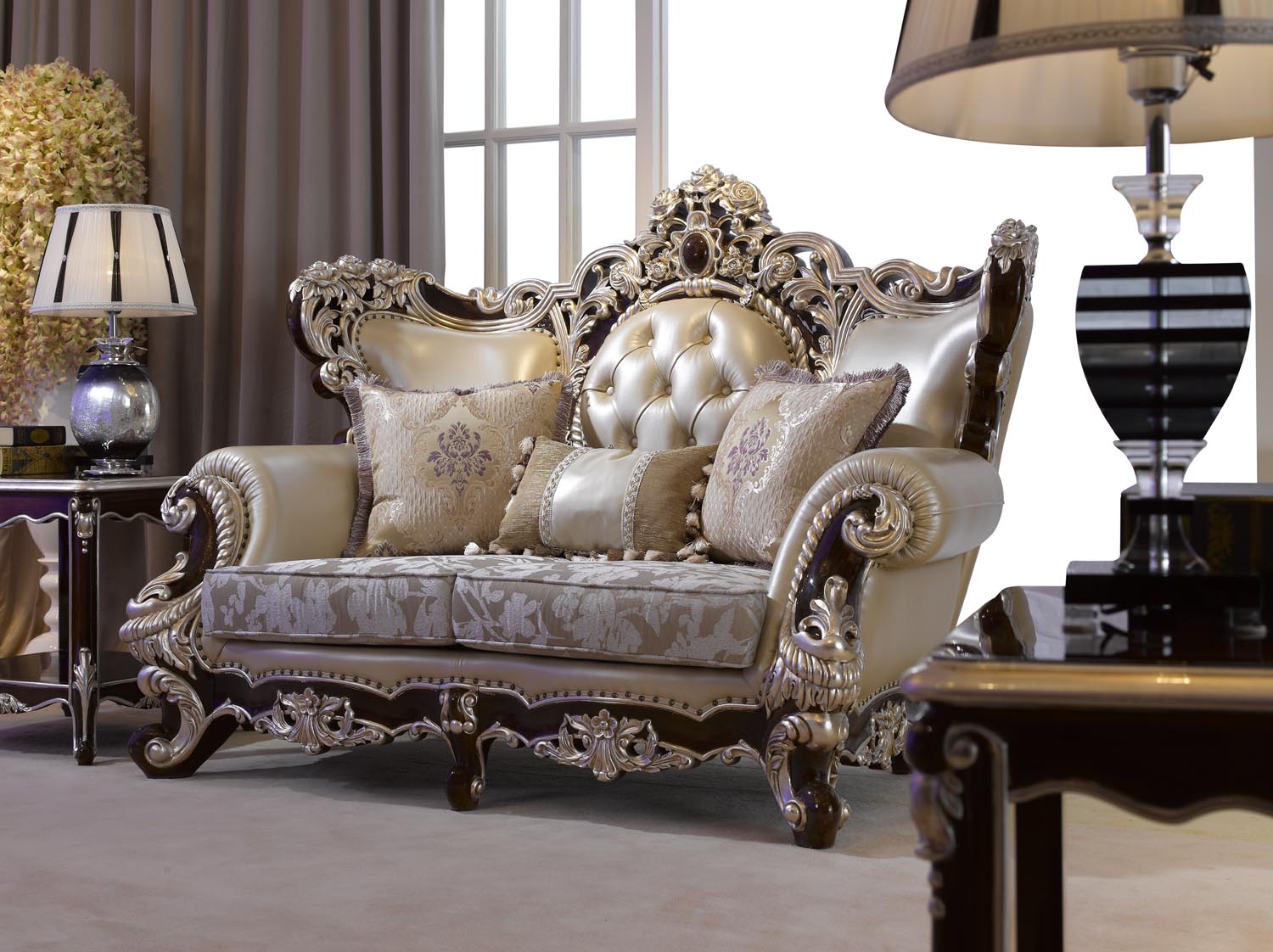 如何按年龄段选择欧式新古典家具