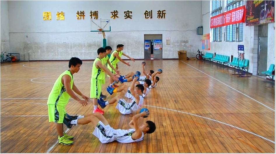 我理想的选择--广州体院健于行篮球训练营 - 深