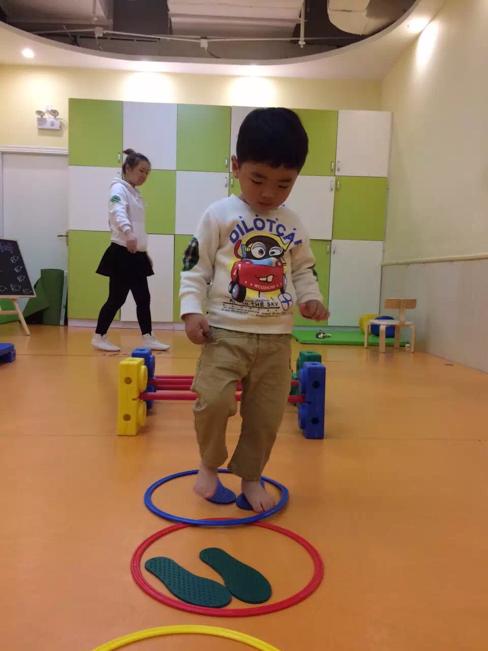 感觉统合失调 前庭失调及改善前庭的训练