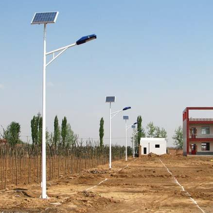 专注生产LED路灯太阳能路灯LED照明 湖南厂