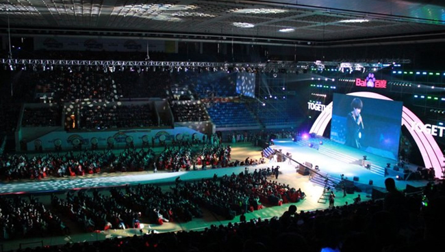 深圳年会婚礼会务商务主持人5人班火热报名中