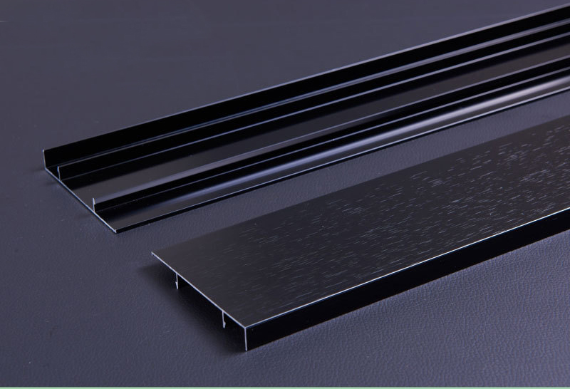黑钛拉丝不锈钢踢脚线-性能可靠-加工精细