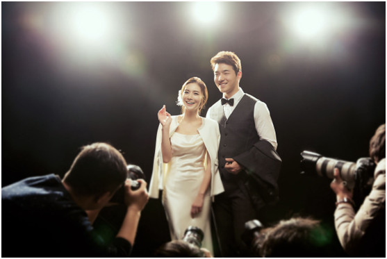 成都婚纱影楼 你以为只是一层楼 错 是整整一栋