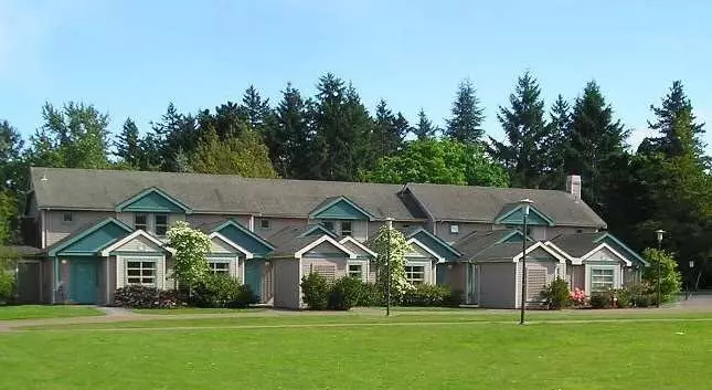 加拿大游学:乐锄英语带你玩转加拿大