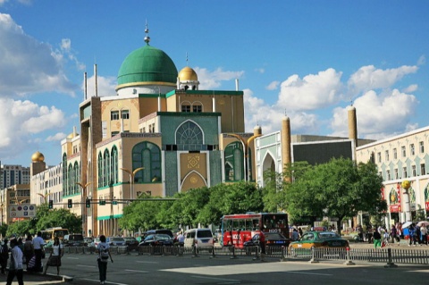 呼和浩特伊斯兰风情街在哪里?