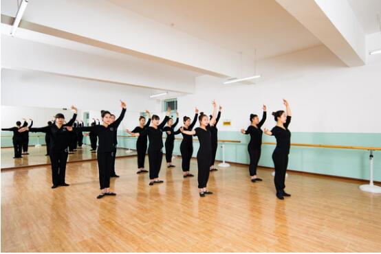 哈尔滨哪家职业学校比较好?哈尔滨职业学校好