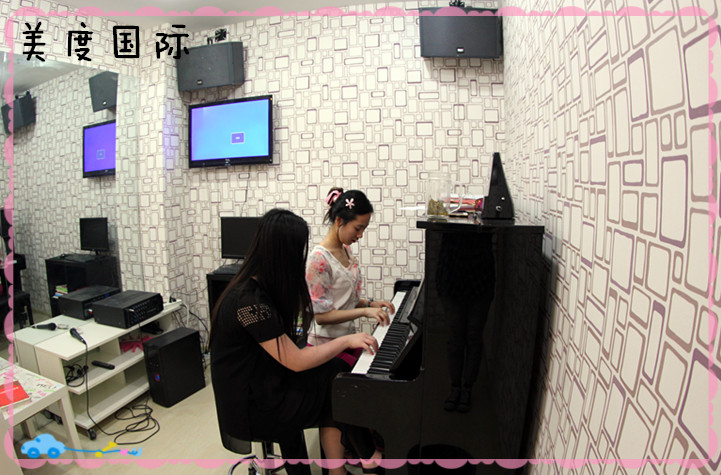 南京没基础学钢琴多久能弹成品曲子呢 幼师钢