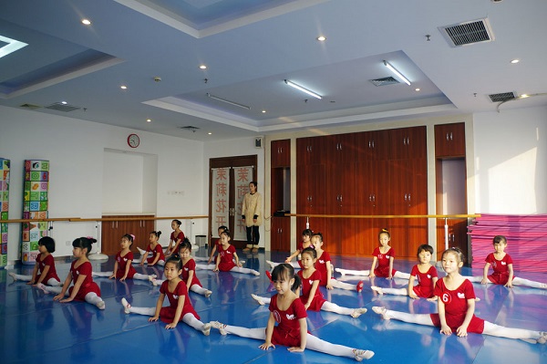 天津幼儿舞蹈培训班,多方面发展孩子兴趣