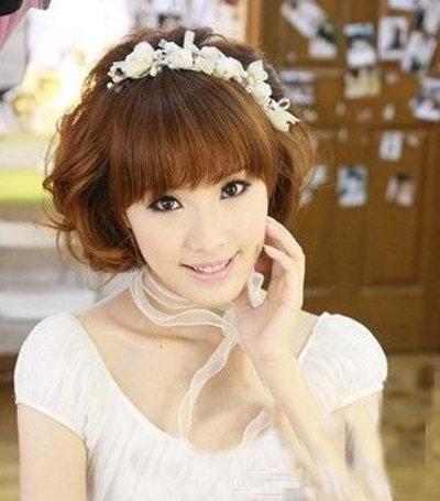 2014年短发伴娘发型推荐