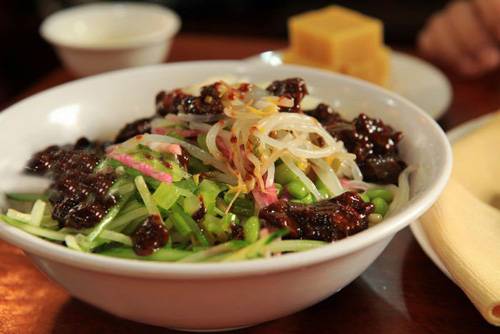 酱面培训,品味轩炸酱面费用超低,正宗炸酱面培