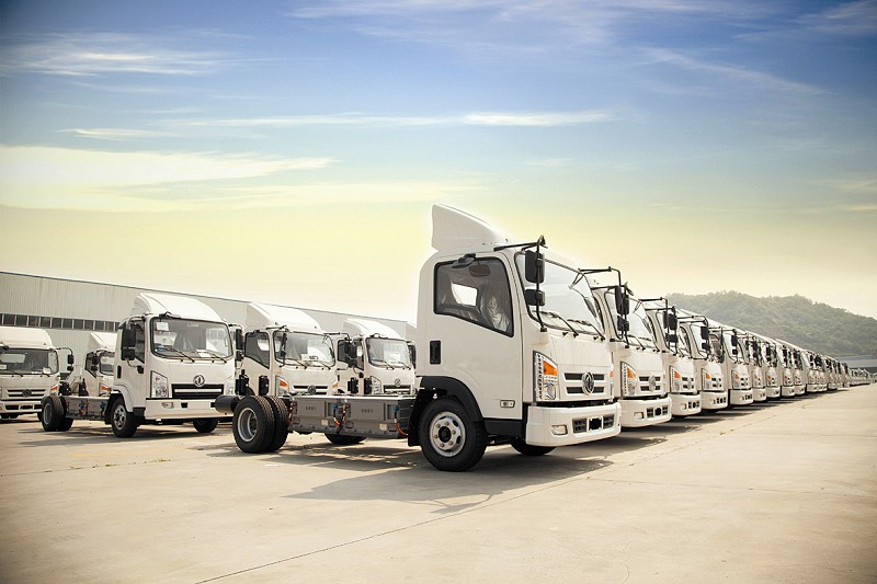 gdp增速_2006年青岛市gdp(3)