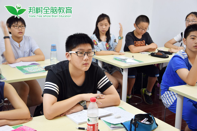 儿童注意力不集中是什么原因 南京龙江小学生