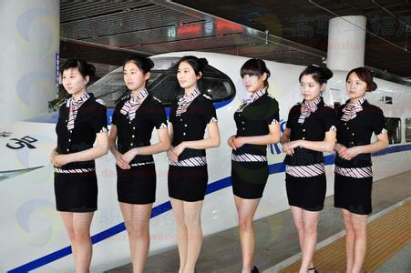 成都学高铁的学校哪家好 教学质量高的.