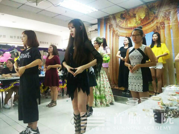 深圳排前的化妆美容学校 美容化妆学校排行榜