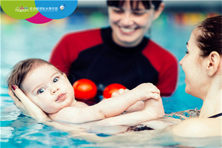 湖州婴儿游泳馆加盟哈泊妮,婴儿游泳馆为什么