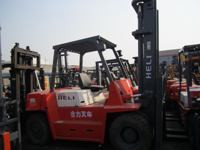 环保型发动机叉车、二手内燃式柴油叉车、上海