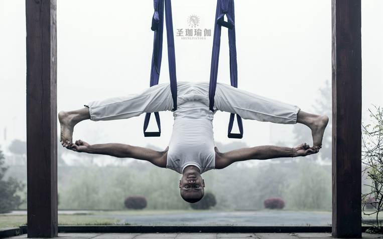 福州瑜伽培训教程-空中瑜伽