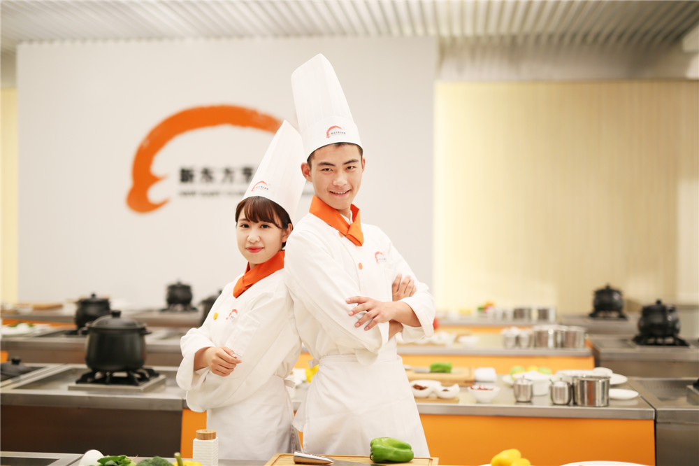 【初中毕业女生如何选择适合自己的专业】价格