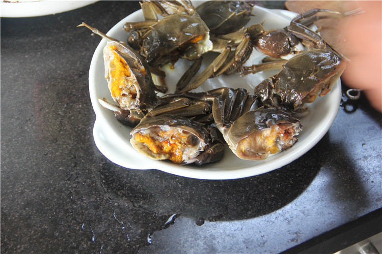 到阳澄湖莲花岛吃大闸蟹 超赞的苏州阳澄湖农