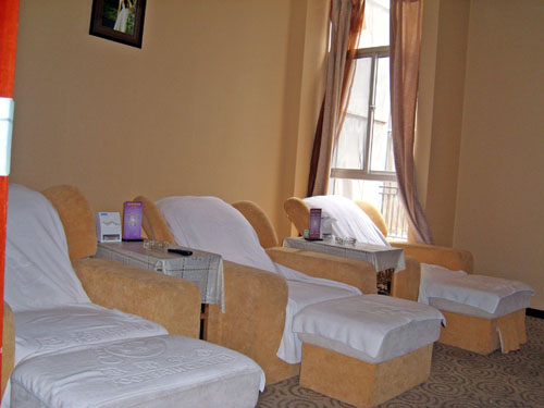 深圳市健身房装修,休闲会所装修,足浴城装修,养