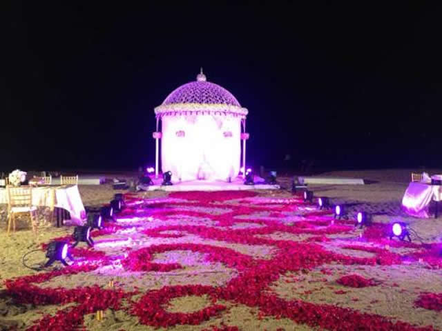 求婚时需要注意的事项,金钻庆典礼仪策划公司