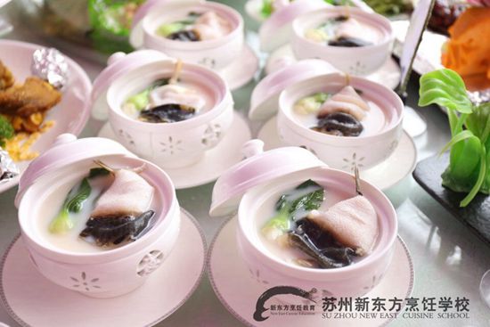 菜品厨师菜谱--苏州新东方美食节冰冻学校基围虾参赛后烧熟有汽油味图片