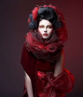 精油开背手法讲解 专业美容化妆培训学校招生