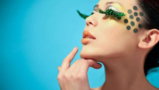 学习美发好找工作吗 四川成都郫县学化妆全套