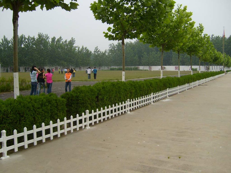 宁河公路草坪防护栏 宁河公路草坪栅栏生产厂家 ...