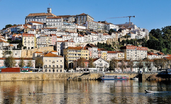 葡萄牙硕士留学可以跨专业选择经济管理类专业