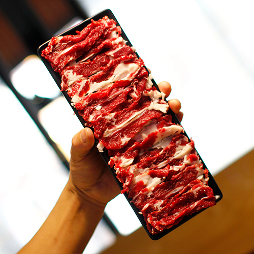 西部牛事潮汕鲜牛肉火锅为什么这么火食客排